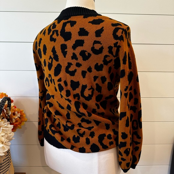 Who What Wear target knit leopard sweater 1X - Picture 5 of 8